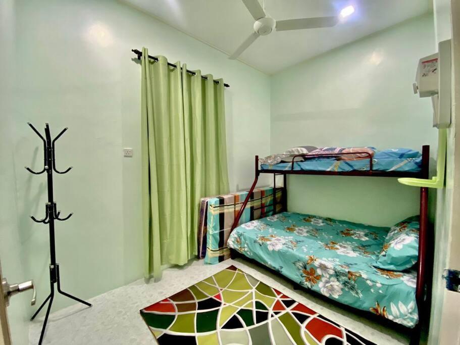 Homestay Kak Tiy Kuala Terengganu Exterior photo